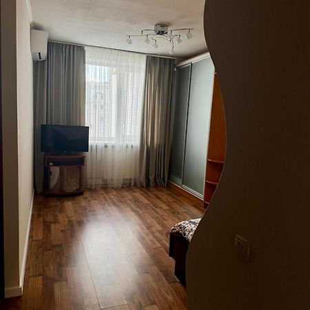 Квартира На Березі Дніпра У Новому Будинку! Cerkasî Exterior foto